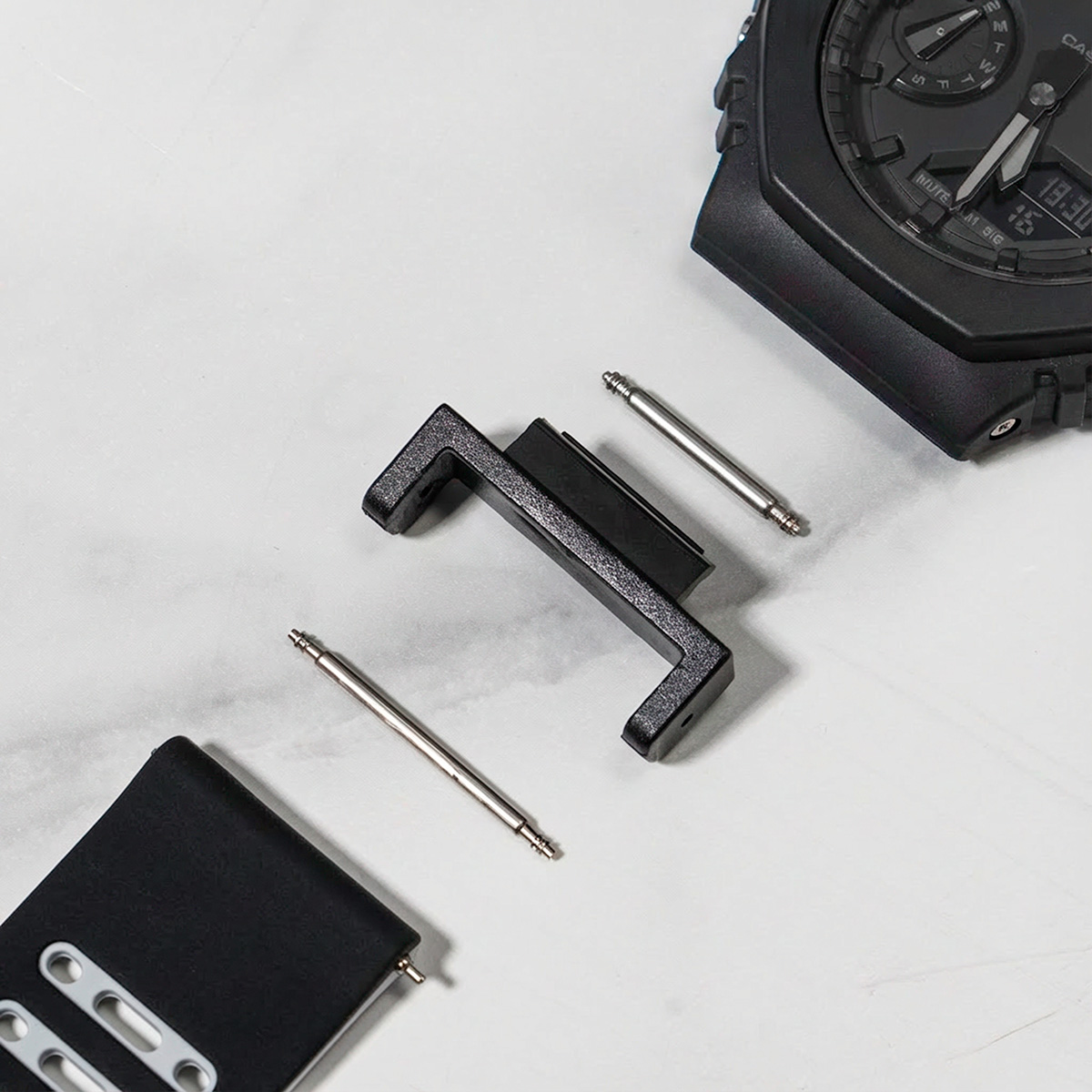 محول حزام ساعة من البولي كربون - مراجعة Watch Band Connector وسعره